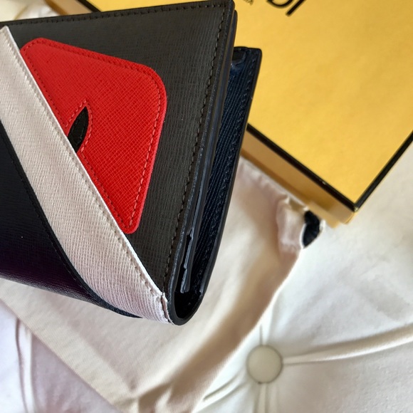 Fendi bi-fold monster bug wallet - Picture 4 of 6